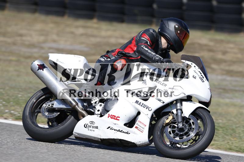 /36 08.08.2026  Pluess Motosport ADR/Freies Fahren/unklar